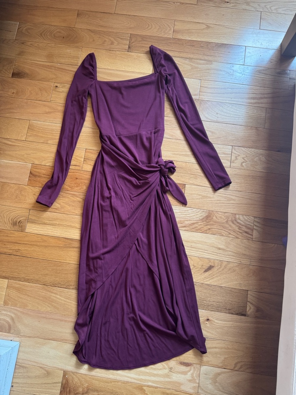 Aritzia Saturn Midi Dress